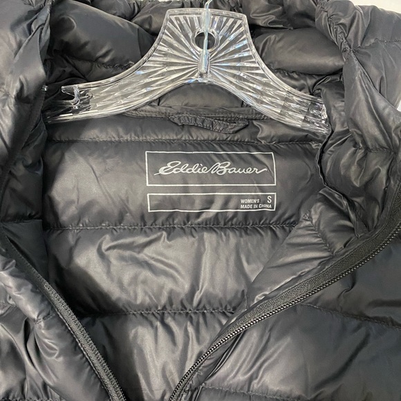 Eddie Bauer Thin Puffer Jacket Size Small - Picture 3 of 6